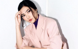 Unggah Foto Masa Kecil Rayakan Ultah Sang Ayah, Alis Isyana Sarasvati Jadi Sorotan 