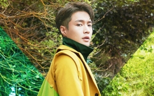 Pre-Order Album Debut US Lay EXO Puncaki Situs Amazon Best Seller