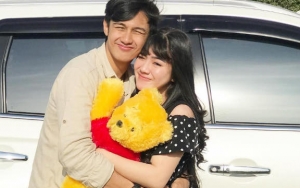 Berita dan Gosip tentang Felicya Angelista. Tulisan 