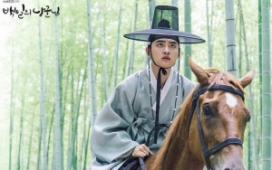 Kegerahan Syuting '100 Days My Prince', Wajah Bengong D.O. Bikin Gemas