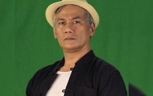 Dikabarkan Bebas, Tio Pakusadewo Jenguk Bayi Chico Jericho dan Putri Marino