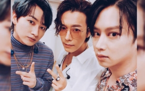 Beri Dukungan untuk Donghae dan Eunhyuk, Kocaknya Heechul Pakai Kostum Doraemon