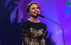 Rossa Pamer Piala, Ini Daftar Pemenang Anugerah Planet Muzik 2018 Singapura