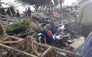 Jalur Komunikasi Masih Lumpuh, BNPB Kirim Pesawat Khusus ke Donggala dan Palu