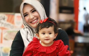 Kunjungi Bayi Sharena-Ryan Delon, Ryana Dea Berikan 'Kode' Tambah Momongan?