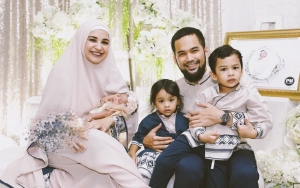 Ekspresi Penuh Makna dan Cerita, Beginilah Potret Unik Keluarga Shireen Sungkar