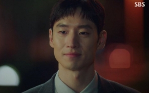 Lee Je Hoon Lancar Berbahasa Inggris di 'Where Stars Land' Bikin Netter Terpesona 