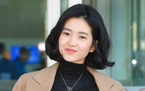 Pamer Proses Pemotretan Di New York, Kim Tae Ri Buat Netter Meleleh