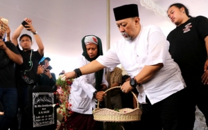 Indro Warkop Anggap Kalimat Ini Firasat Kematian Istri, Sempat Panik di Detik Terakhir