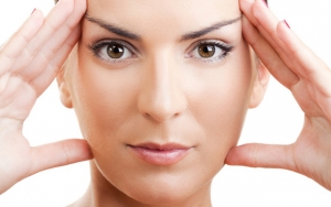 8 Tips Meniruskan Pipi Secara Alami Tanpa Sedot Lemak