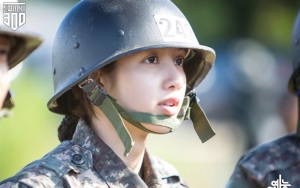 Suara Imut Lisa Black Pink Bikin Instruktur Militer di 'Real Men 300' Nyengir