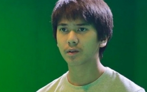 Ngaku Kangen, Iqbaal Ramadhan Sebut Manja Sosok Misterius di Foto Ini
