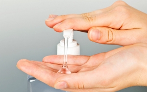 Menggunakan Hand Sanitizer Justru Tak Aman untuk Kesehatan, Ini Sederet Kerugiannya