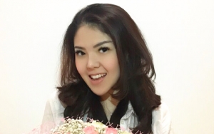 Namanya Diseret Sebagai Kode Suap Meikarta, Tina Toon Langsung Unggah Ini di Instagram