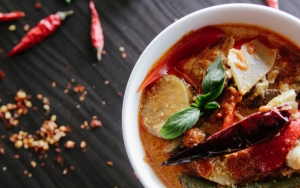 10 Kuliner Pedas Indonesia yang Hits Hingga Didatangi Berbagai Food Blogger, Mau Coba?