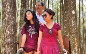 Ramai Isu Putrinya Bukan Anak Bambang, 6 Potret Keharmonisan Keluarga Mayangsari Bikin Baper