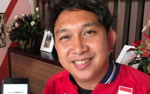 Jalani Pemeriksaan di Polda Metro Jaya, Augie Fantinus Pakai Baju Tahanan dan Tangannya Diborgol