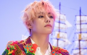 Berkat V BTS Pelukis Dallas Ini Makin Terkenal