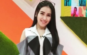 Bingung Pilih Warna Rambut, Ayu Ting Ting Diminta Netter Segera Berhijab