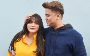 Billy Syahputra Pamer Telanjang Dada, Netter Malah Soroti Payudara Melorot Hilda Vitria
