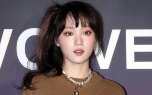 Taklukkan Seoul Fashion Week, Lee Sung Kyung  Banjir Pujian