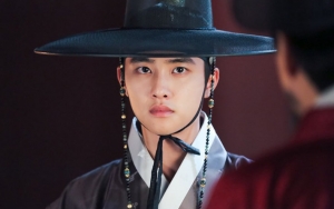 D.O. Kini Ganteng Bersahaja di Foto Adegan '100 Days My Prince', Fans Meleleh 