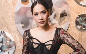 Pamer Penampilan Cantik Sebelum Manggung, Mata Sayu dan Muka Lelah Bunga Citra Lestari Jadi Sorotan