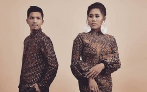 Usung Adat Bugis, Evi Masamba Resmi Menikah dengan Fotografer Ganteng