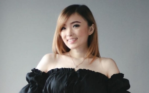 Angel Eks Cherry Belle Pamer Perut Buncit, Warganet Sibuk Tebak Jenis Kelamin Bayi
