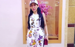 Tak Kapok Dapat Hujatan, Dewi Sanca Janjikan Foto Lebih Hot
