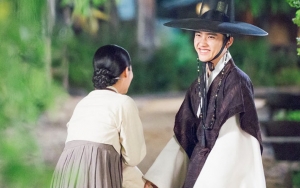 Syuting Adegan Ciuman di '100 Days My Prince', D.O. dan Nam Ji Hyun Bolak-Balik Ngakak