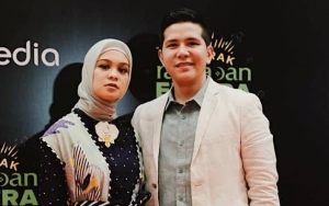 Haykal Adik Zaskia Mecca Panik, Tantri Sang Istri Nangis Sepupunya Korban Lion Air JT610 Jatuh