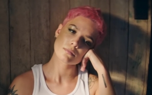 Rilis MV 'Without Me', Halsey Usung Tema Hubungan Bermasalah