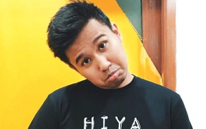 Dikira Netter Tak Matikan Ponsel Saat Penerbangan, Joshua Suherman Beri Penjelasan 