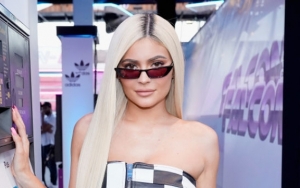 Rayakan Halloween, Kylie Jenner Pakai Kostum Kembar dengan Sang Putri