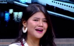 Disebut Sok Cantik, Gaya Keponakan Dewi Persik di Video Hotman Paris Tuai Cibiran
