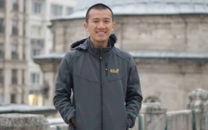 Ungkap Rasa Syukur, Ustaz Felix Siauw Tunjukkan Kemiripannya dengan Roger Danuarta