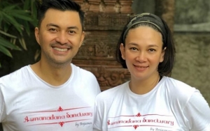Anjasmara-Dian Nitami Unggah Foto di Ranjang, Kucing Imut Sadar Kamera Bikin Salfok