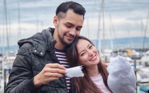 Sering Dibully Murtad Pindah Agama Demi Nikah, Pernikahan Asmirandah dan Jonas Rivanno Retak?