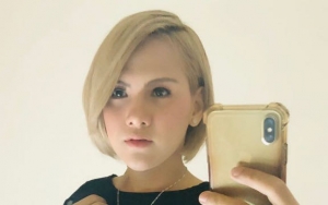Pamer Foto Cantik Pakai Mahkota, Evelin Mantan Istri Aming Lagi-Lagi Dikira BCL