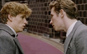 Newt Scamander Lawan Sang Kakak dalam Promo Terbaru 'Fantastic Beasts 2'