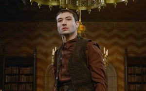 Teori Penggemar, Credence Barebone Diduga sebagai Keturunan Lestrange