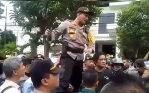 Video Kapolresta Yogyakarta Tenangkan Massa Ini Menjadi Viral, Banjir Pujian Warganet