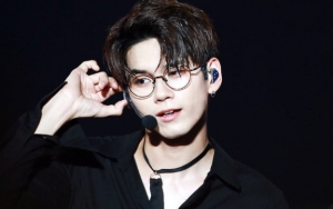 Lakukan Hal Manis Ini untuk Fans, Ong Sung Woo Wanna One Bikin Meleleh