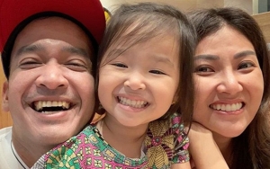 Demi Sarwendah Ngidam, Ruben Onsu Rela Ngulek Rujak Sendiri Bikin Kagum Netter