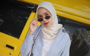 Selalu Tampil Sederhana, Zaskia Adya Mecca 'Bingung' Dengan Status Artisnya