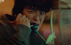 Cupu Berkacamata, Chanyeol Panik dan Lari Kebingungan di Teaser 'Memories of the Alhambra'