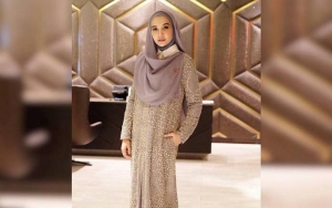 Pose Bareng, Shireen Sungkar dan Ibu Tiri Disanjung Bagai Kakak-Adik