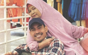 Ditanya Kapan Nikah di Depan Ibunda, Begini Reaksi Robby Purba