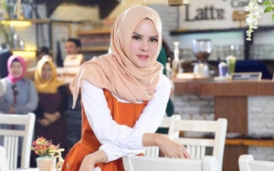Sibuk Kampanye di Tengah Kisruh dengan Keluarga Vicky, Angel Lelga Diprotes Gara-Gara Ini